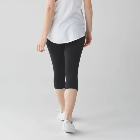 Lululemon Flow & Go Crop - Picture 3 of 15